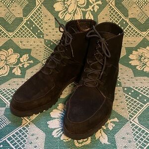 Vintage Black Lace-Up Women's Boots
